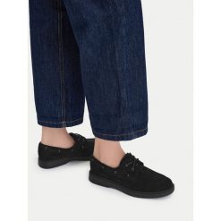 Półbuty JENNY. Czarne półbuty damskie Jenny, bez wzorów, bez obcasa, na płaskiej podeszwie, bez zapięcia. Za 129.99 zł.