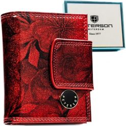Elegancki, czerwony portfel damski ze skóry naturalnej i ekologicznej zamykany na zatrzask i bigiel PTN PS329-FDS Peterson. Czerwone portfele damskie Peterson, bez wzorów, ze skóry. Za 99.99 zł.