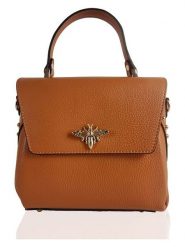 ORE10 Skórzana torebka "Liman" w kolorze jasnobrązowym - 22 x 22 x 12 cm rozmiar: onesize. Brązowe torebki klasyczne damskie ORE10, z materiału, przez ramię, bez dodatków. Za 260.99 zł.