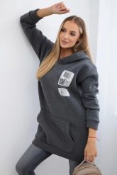 Bluza z kapturem z naszywkami grafitowa. Szare bluzy damskie KESI, l, z aplikacjami, z bawełny, z kapturem. Za 278.10 zł.