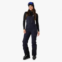 Spodnie narciarskie kobiece Swedemount Lofoten 3L Shell Bib Pants II wodoodporne. Niebieskie spodnie sportowe damskie SWEDEMOUNT, na zimę, l, bez wzorów, narciarskie. W wyprzedaży za 672.00 zł.