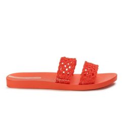 Klapki damskie Ipanema 26506 RENDA FEM. Czerwone klapki damskie Ipanema, w ażurowe wzory, z materiału, bez obcasa, bez zapięcia. Za 55.00 zł.