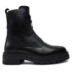 Botki Marco Tozzi. Czarne botki damskie Marco Tozzi, bez obcasa, na płaskiej podeszwie, bez zapięcia. Za 379.99 zł.