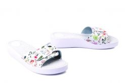 SANITAL FLEX KF-01 prato, klapki damskie. Białe klapki damskie Sanital-Flex, bez wzorów, bez obcasa, na koturnie, bez zapięcia. Za 94.99 zł.