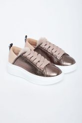 Sneakersy damskie skórzane ALEXANDER SMITH. Obuwie sportowe damskie Alexander Smith, bez zapięcia. W wyprzedaży za 597.35 zł.