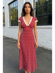 SOULSHAE Sukienka w kolorze czerwonym rozmiar: L/XL. Czerwone sukienki damskie SOULSHAE, bez wzorów, bez ramiączek. Za 159.95 zł.