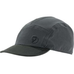 Czapka Fjall Raven Abisko Trekking Cap Dorośli. Szare czapki z daszkiem damskie Fjällräven, bez wzorów, z bawełny. Za 217.55 zł.