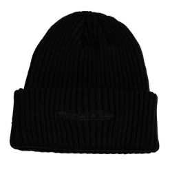 Czapka zimowa miejska Mitchell & Ness czarna. Czarne czapki damskie Mitchell & Ness, na zimę, bez wzorów, z materiału. Za 149.00 zł.