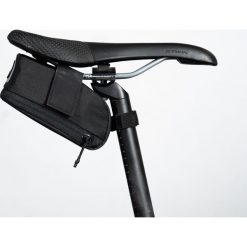 Torba rowerowa pod siodło Btwin Easy M 0,6 l. Czarne torebki klasyczne damskie ROCKRIDER, z materiału, bez dodatków. Za 54.99 zł.