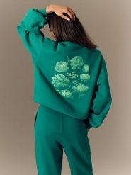 4F Bluza dresowa loose bez kaptura damska - zielona XL. Zielone bluzy damskie 4F, xl, bez wzorów, z dresówki, bez kaptura. Za 169.99 zł.