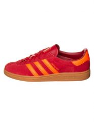 Adidas Skórzane sneakersy "Muenchen" w kolorze czerwonym rozmiar: 42 2/3. Czerwone obuwie sportowe damskie Adidas, bez zapięcia. Za 320.63 zł.