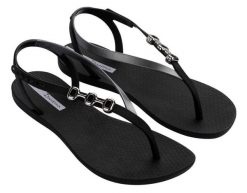 Sandały damskie Ipanema Sandal Rio. Czarne sandały damskie Ipanema, bez wzorów, z materiału, bez obcasa, bez zapięcia. Za 109.90 zł.