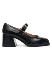 Steve Madden Czółenka w kolorze czarnym rozmiar: 36. Czarne czółenka damskie Steve Madden, bez wzorów, z okrągłym noskiem, bez obcasa. Za 241.56 zł.