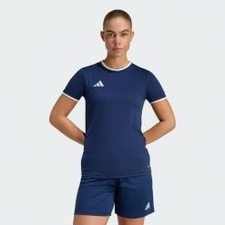 Koszulka Entrada26. Białe bluzki damskie Adidas, bez wzorów, bez kołnierzyka, bez ramiączek. Za 79.95 zł.