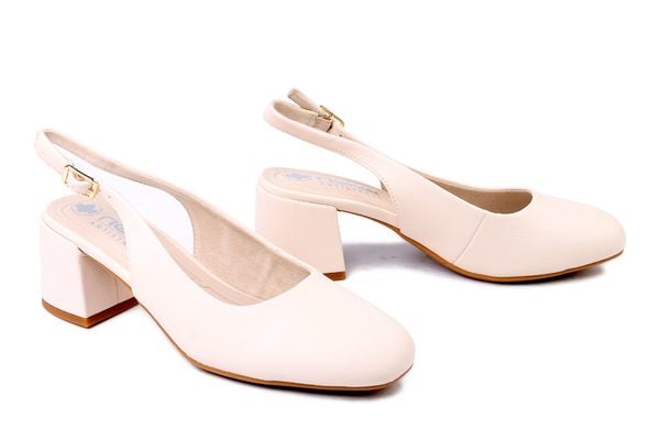 RIEKER 44751-61 beige, czółenka damskie. Brązowe czółenka damskie Rieker, bez wzorów, bez obcasa, na obcasie. Za 239.93 zł.