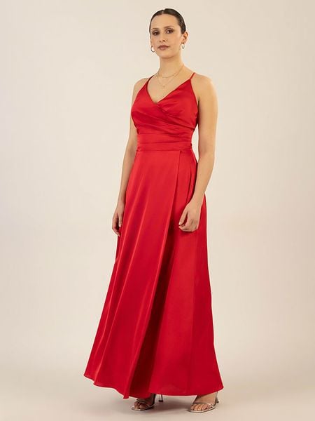 APART Sukienka w kolorze czerwonym rozmiar: 46. Czerwone sukienki damskie Apart, bez wzorów, z satyny, bez ramiączek. Za 227.31 zł.