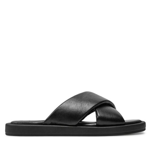 Klapki Tamaris. Czarne klapki damskie Tamaris, bez wzorów, bez obcasa, bez zapięcia. Za 270.99 zł.
