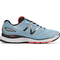 New Balance W880SY7. Brązowe obuwie sportowe damskie New Balance, z gumy. W wyprzedaży za 329.99 zł.