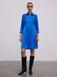 BGN Sukienka w kolorze niebieskim rozmiar: 36. Niebieskie sukienki damskie BGN, bez wzorów, z tkaniny, bez ramiączek. Za 163.26 zł.