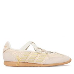 Baleriny adidas. Brązowe balerinki damskie Adidas, bez wzorów. Za 279.99 zł.