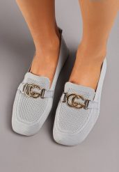 Szare Wsuwane Mokasyny z Kwadratowym Noskiem i Metalową Ozdobą Anelda. Szare mokasyny damskie Born2be, z jeansu, bez obcasa. Za 59.99 zł.