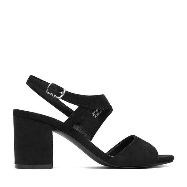 Sandały JENNY. Czarne sandały damskie Jenny, bez wzorów, bez obcasa, na słupku, bez zapięcia. Za 119.99 zł.