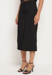 Czarna Spódnica Trapezowa Wimlea. Czarne spódnice damskie Born2be, na co dzień, m, bez wzorów, eleganckie, midi. Za 84.99 zł.