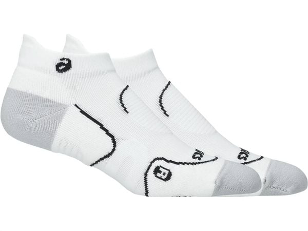 Skarpetki Asics Court+. Białe skarpetki damskie Asics, bez wzorów, z materiału. Za 121.00 zł.