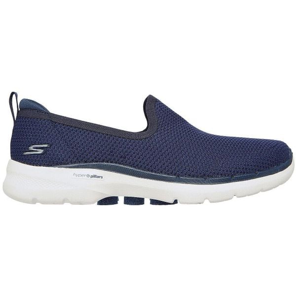 Buty sportowe damskie Skechers Go Walk 6 Clear Vi. Niebieskie obuwie sportowe casual damskie Skechers, bez zapięcia. Za 390.00 zł.