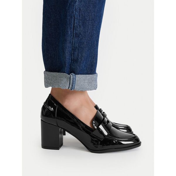 Półbuty JENNY. Czarne czółenka damskie Jenny, bez wzorów, bez obcasa, na obcasie. Za 139.99 zł.