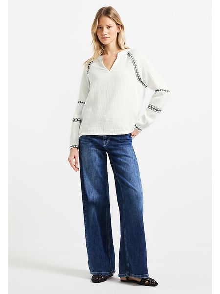 Street One Bluzka w kolorze białym rozmiar: 40. Białe bluzki damskie Street One, bez wzorów, z bawełny, street, bez kołnierzyka, bez ramiączek. Za 114.44 zł.