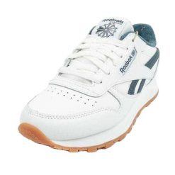 Damskie Buty Sportowe Classic Logo Ze Skóry Ekologicznej. Białe obuwie trekkingowe damskie Reebok, ze skóry ekologicznej, bez zapięcia. Za 297.99 zł.