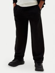 Calvin Klein Spodnie dresowe LVCKTJC43B Czarny Regular Fit. Czarne spodnie dresowe chłopięce Calvin Klein, z bawełny. Za 289.99 zł.