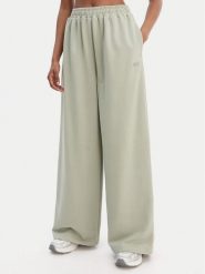 Reebok Spodnie dresowe Reebok x Ewa Chodakowska Hanna RK25624CCW Zielony Wide Leg. Zielone spodnie dresowe damskie Reebok, m, bez wzorów, z bawełny. Za 269.99 zł.