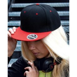 Dwukolorowa Czapka Z Daszkiem Bronx Unisex. Czarne czapki z daszkiem damskie RESULT, bez wzorów, z materiału. Za 28.99 zł.