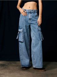 Jeansy wide leg cargo - niebieski. Niebieskie jeansy damskie Sinsay. W wyprzedaży za 35.99 zł.