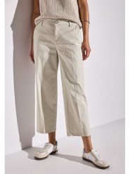 Street One Spodnie chino w kolorze beżowym rozmiar: 40/L28. Brązowe spodnie materiałowe damskie Street One, bez wzorów. Za 228.38 zł.