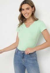 Jasnozielony T-shirt z Bawełny z Guzikami Liseriana. Zielone t-shirty damskie Born2be, l, bez wzorów, z bawełny, bez kołnierzyka. Za 29.99 zł.