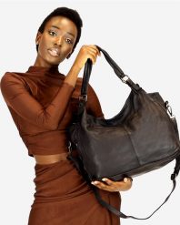 Torebka damska czarna MARCO MAZZINI v47a. Czarne shopper bag bez wzorów, z bawełny, na ramię, bez dodatków. Za 489.25 zł.