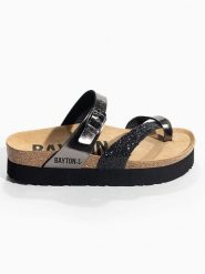 BAYTON Japonki "Andromac" w kolorze czarnym rozmiar: 40. Czarne klapki damskie Bayton, bez wzorów, z otwartym noskiem, bez obcasa, bez zapięcia. Za 149.95 zł.
