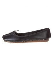 Clarks Skórzane baleriny "Freckle Ice" w kolorze czarnym rozmiar: 37. Czarne balerinki damskie Clarks, bez wzorów. Za 179.95 zł.