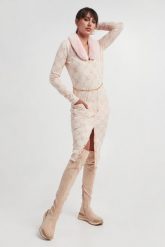 Sukienka z futerkiem BLUGIRL BLUMARINE. Sukienki damskie Blugirl Blumarine, bez wzorów, bez ramiączek. W wyprzedaży za 1,052.35 zł.