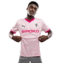 Oficjalna koszulka piłkarska Puma dla dorosłych Real Sporting de Gijón Footba. Czerwone bluzki damskie Puma, bez wzorów, sportowe, bez kołnierzyka, bez ramiączek. W wyprzedaży za 254.00 zł.