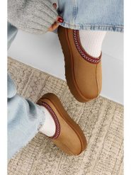 Trendyol Botki w kolorze jasnobrązowym rozmiar: 40. Brązowe botki damskie Trendyol, z materiału, bez obcasa, na platformie, bez zapięcia. Za 144.24 zł.