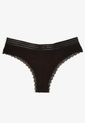 Czarne Majtki Stringi z Bawełny z Ozdobną Gumką i Koronką Torstia. Czarne stringi Born2be, z aplikacjami, z bawełny. Za 4.99 zł.