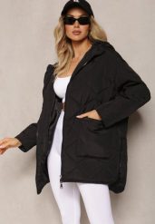 Czarna Pikowana Kurtka o Fasonie Oversize z Kapturem i Naszytymi Kieszeniami Gomella. Czarne kurtki damskie Renee, l, bez wzorów, z kapturem. Za 209.99 zł.