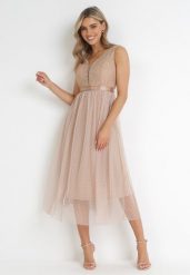 Ciemnobeżowa Rozkloszowana Sukienka Tiulowa z Koronką Celila. Brązowe sukienki damskie Born2be, z aplikacjami, z koronki, eleganckie, bez ramiączek. Za 229.99 zł.