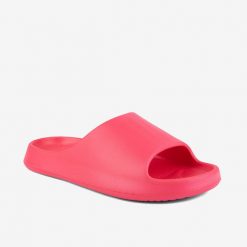 Klapki damskie Coqui, materiał Coquiair, malinowe. Czerwone klapki damskie Coqui, bez wzorów, z materiału, bez obcasa, na płaskiej podeszwie, bez zapięcia. Za 111.99 zł.