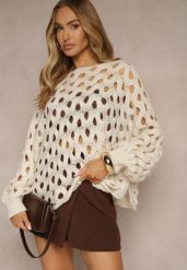 Jasnobeżowy Nietoperzowy Sweter z Dzianiny z Wełną o Ażurowym Splocie Filarasea. Brązowe swetry klasyczne damskie Renee, z dzianiny, bez kołnierzyka. Za 129.99 zł.