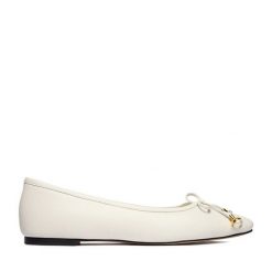 Baleriny GINO ROSSI. Białe balerinki damskie Gino Rossi, bez wzorów. Za 329.99 zł.